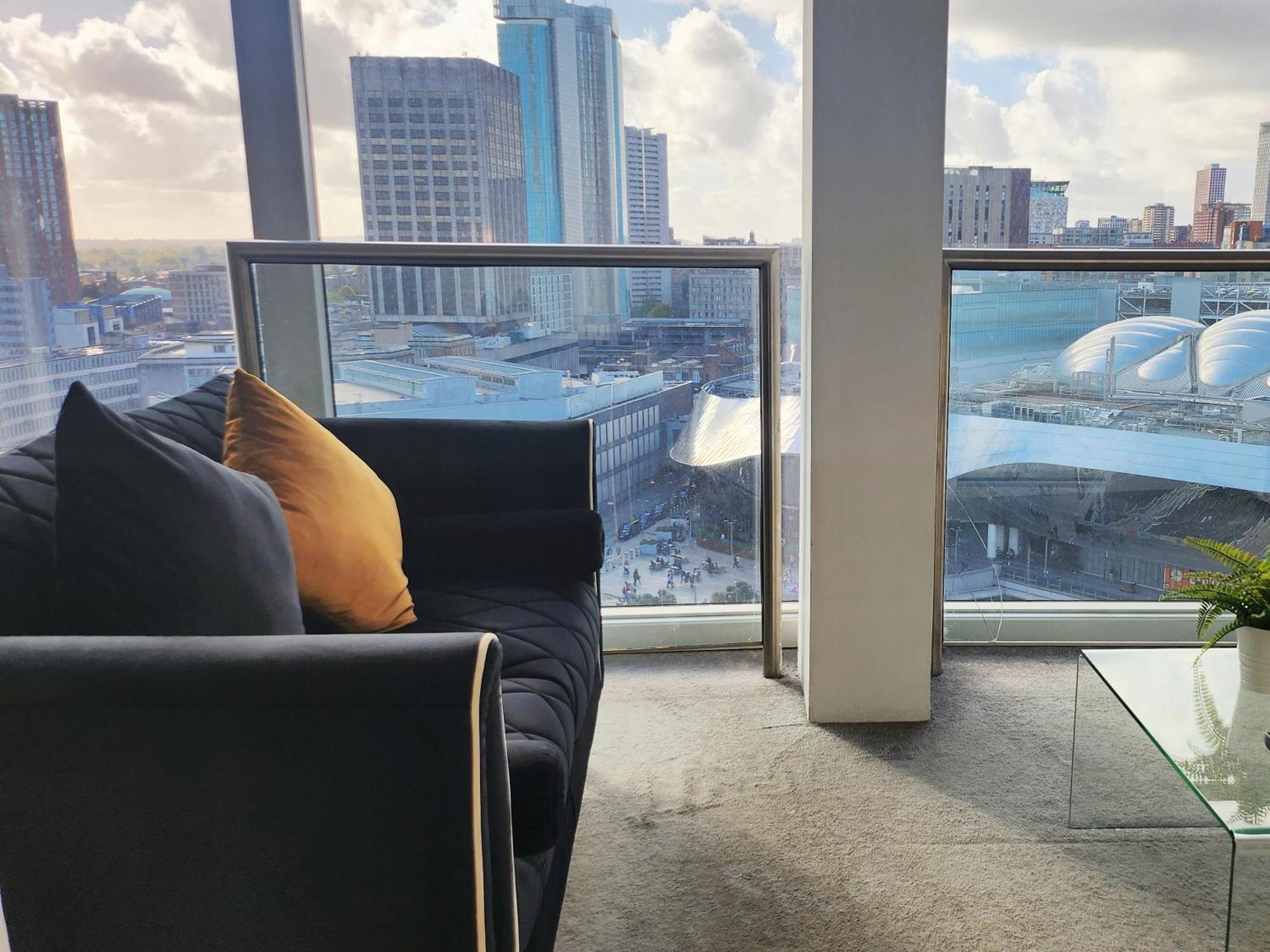 Cityscape Apartment In Birmingham With Self Checkin エクステリア 写真